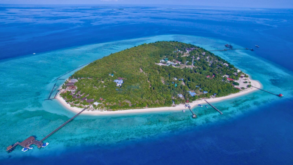 Pom-Pom Island, Malaysia