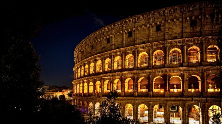 Illuminated Colosseum, Rome - Italy Itinerary for 2026
