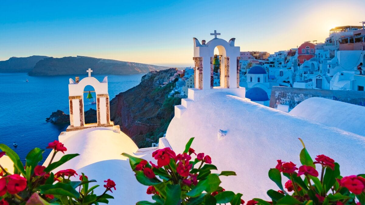 Oia Santorini, Traditional Greek Village - Greece Getaway