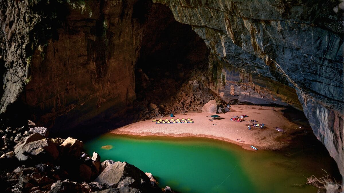 The worlds 3td largest cave Hang En - Phong Nha, Vietnam