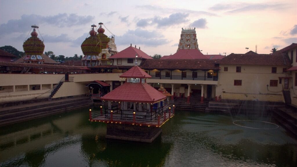 Udupi Sri Krishna Temple - Places To Visit Karnataka