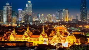 Bangkok Thailand solo travel guide - Grand Palace an Night
