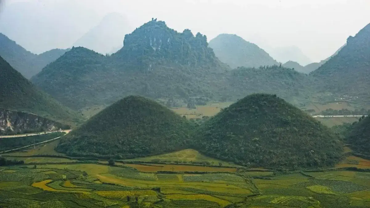 Ha Giang Route to Quan Ba and Yen Minh with the Fairy Bosom Mountains