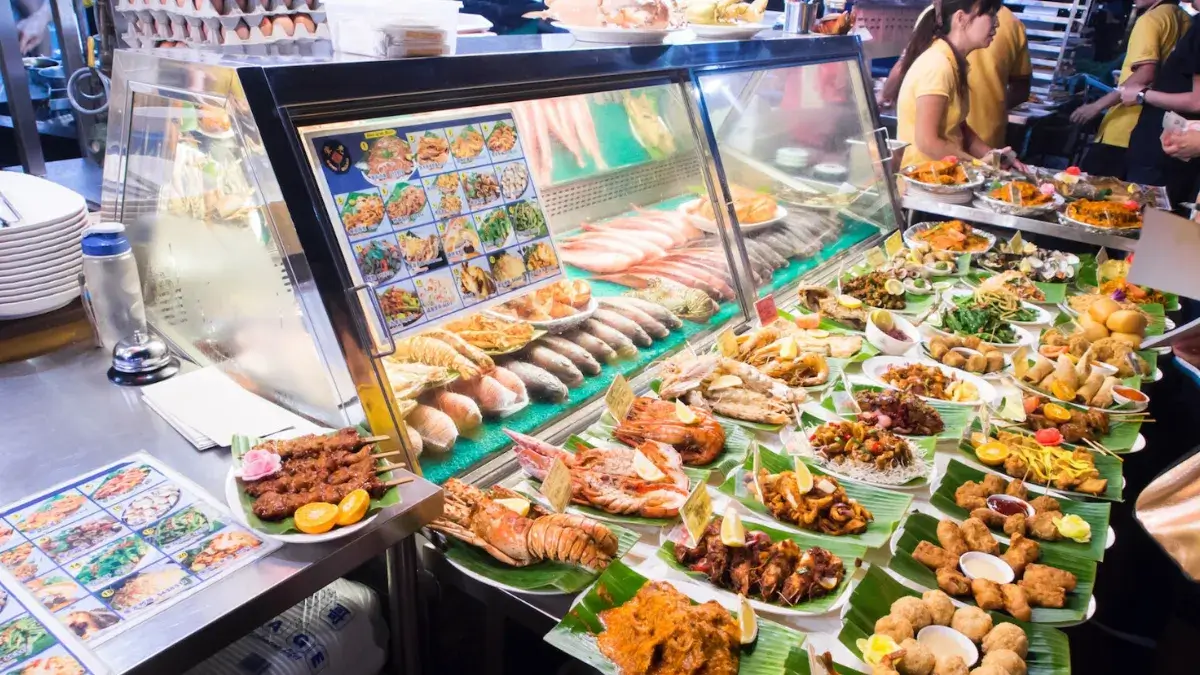 Hawker center meal showing the affordable local food options in Singapore