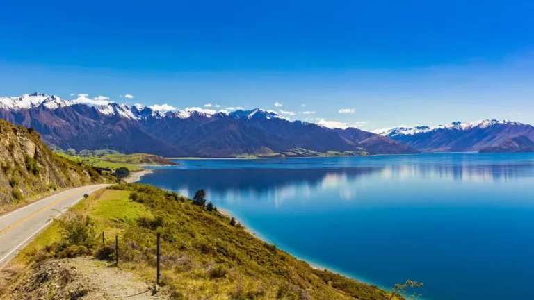 Lake Hawea and Mountains, South Island, New Zealand