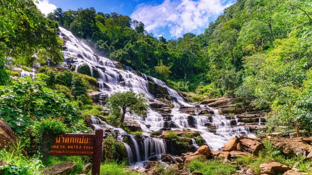 Mae Ya Waterfall, Doi Inthanon National Park - Chiang Mai Must Do
