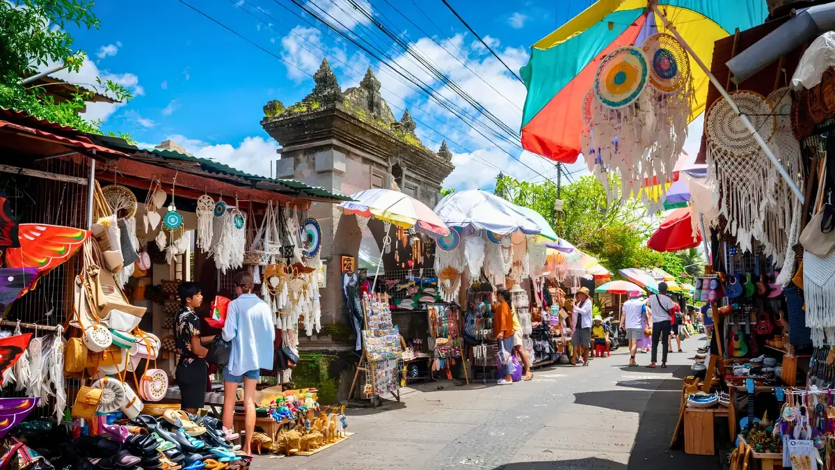 Solo travelers at a market in Bali