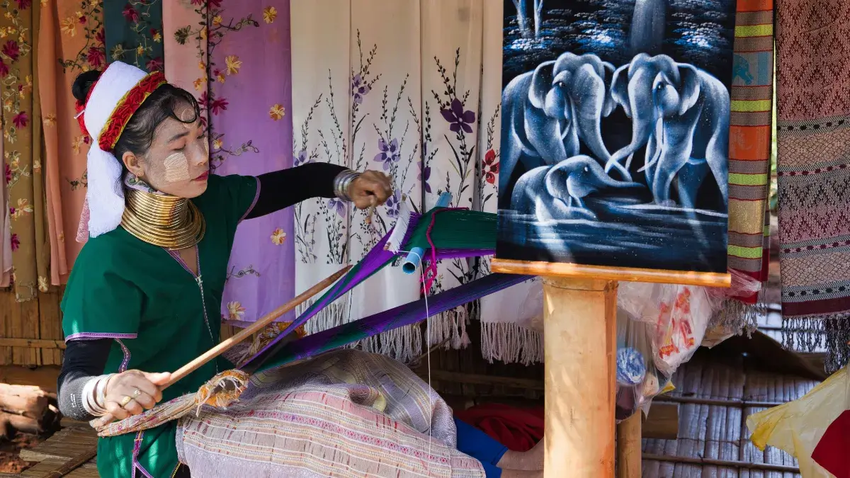 Traditional Weaving Chiang Mai