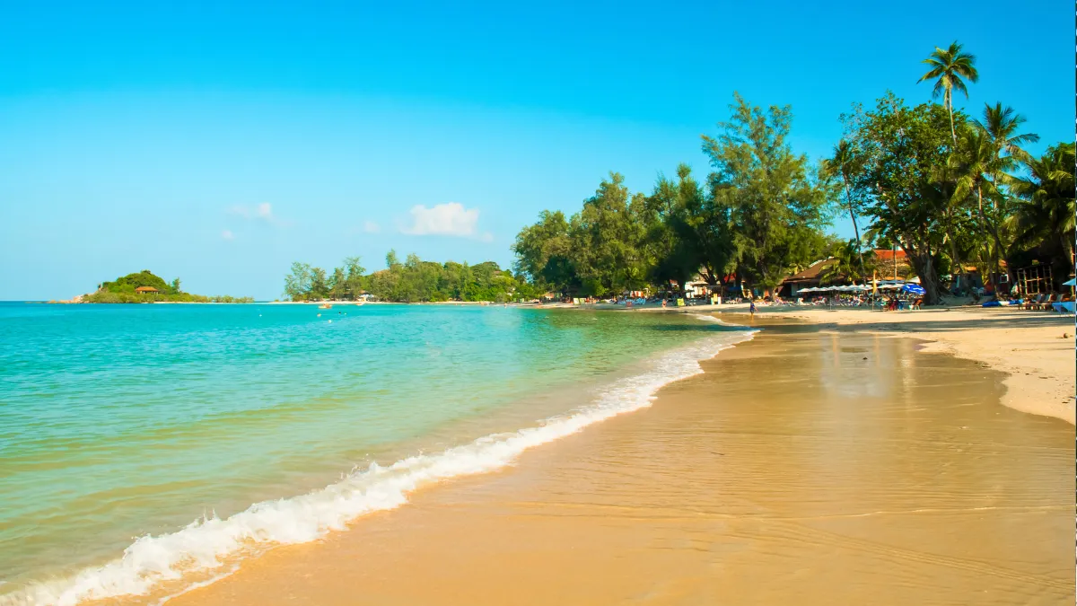 Choeng Mon Beach