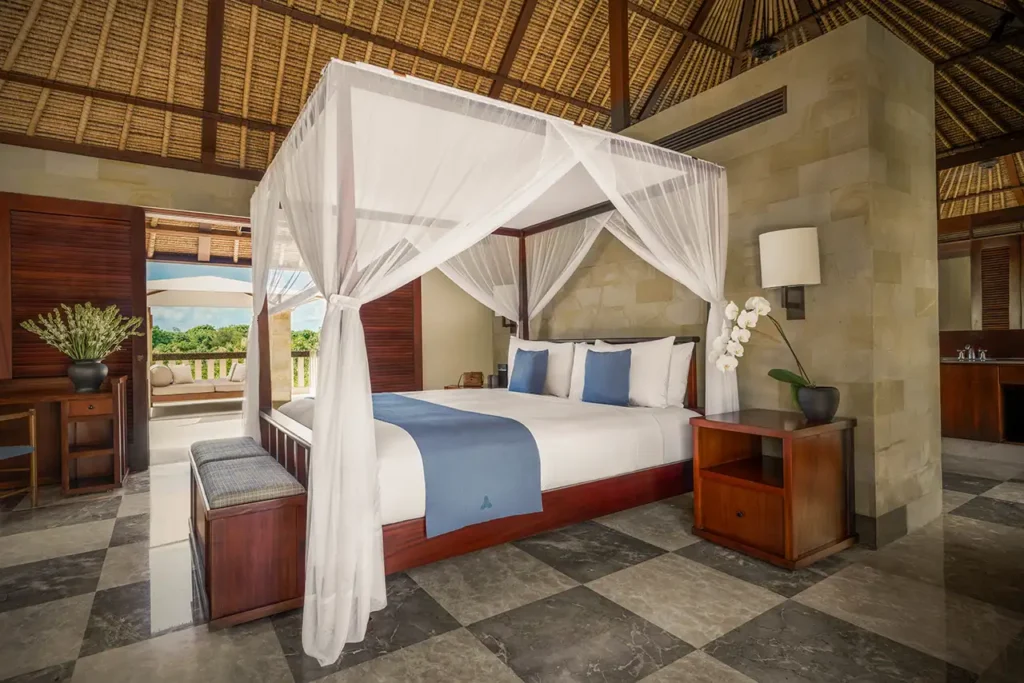 Courtyard Suite Interior