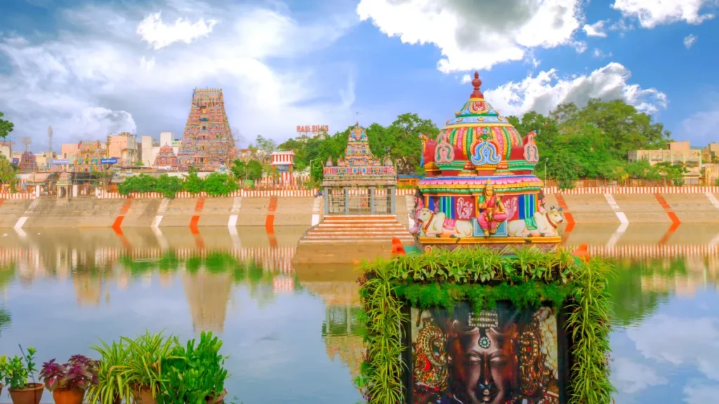 Gayetri Temple behind Sri Kapaleeshwarar Temple, Chennai, India