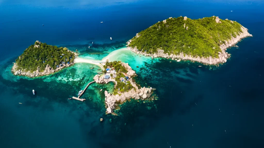 Koh Nang Yuan Islands off Koh Tao, Thailand
