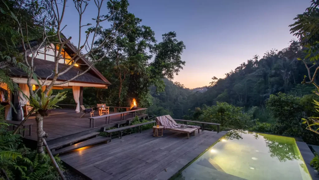 River Valley Pool Bale View