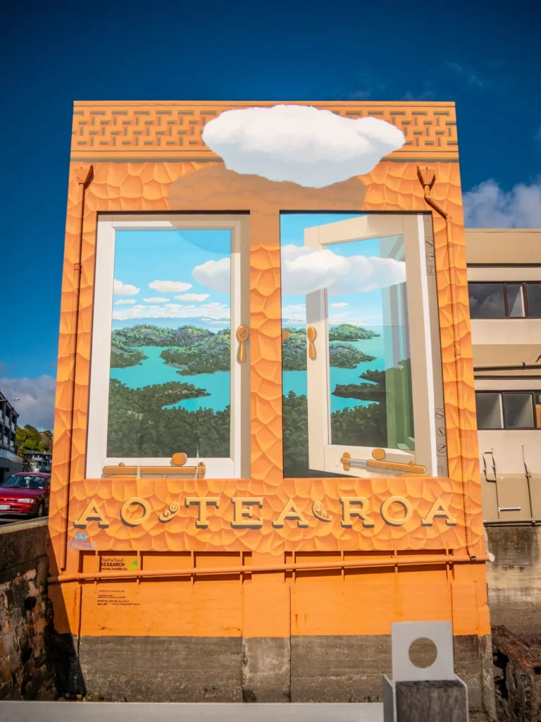 aotearoa mural by chris finlaysonon wakefield quay