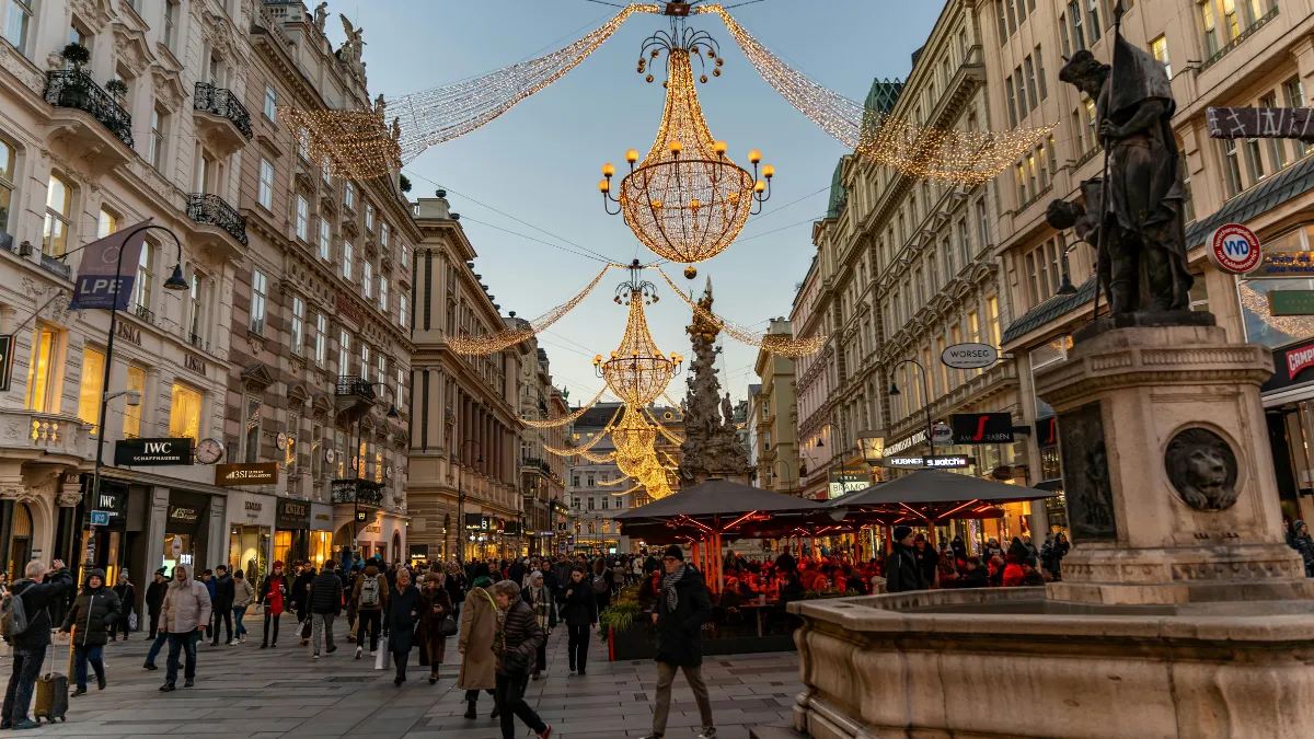 Evening on Graben Street, Vienna