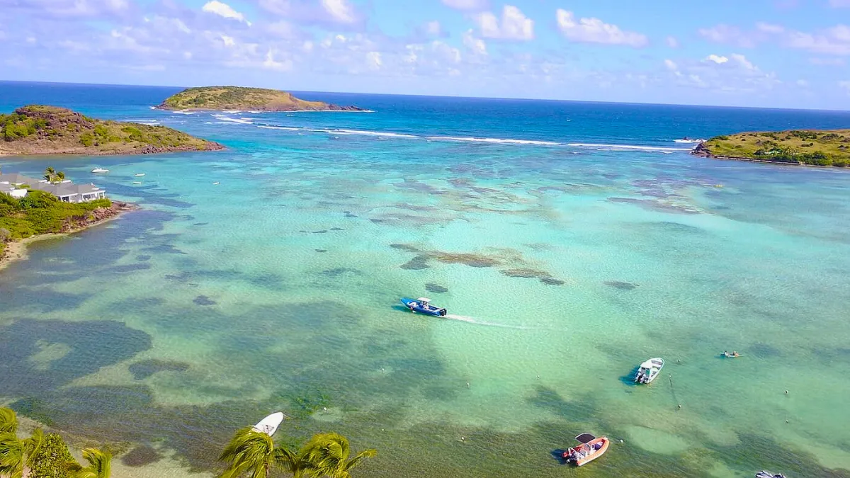 Grand Cul de Sac Lagoon, St Barts