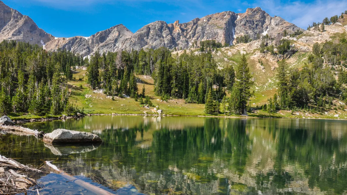 Paintbrush Canyon Trail and Alpine Lake Grand Teton National Park
