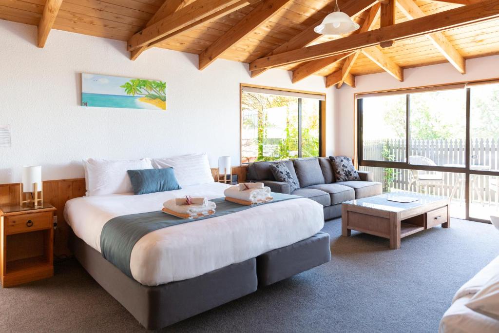 Kimi Ora Eco Resort
