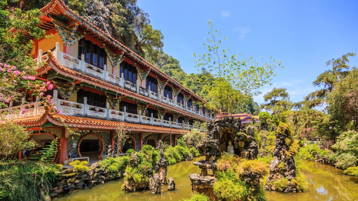 Sam Poh Tong Temple, Ipoh