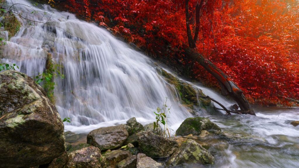 PiTuGro waterfall, Umphang, Tak